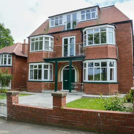 Peasholm Penthouse, شقة