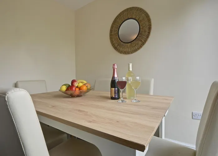 Peasholm Penthouse, *